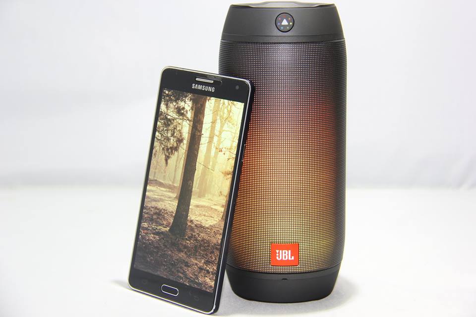 loa JBL Pulse 2 gắn đèn led